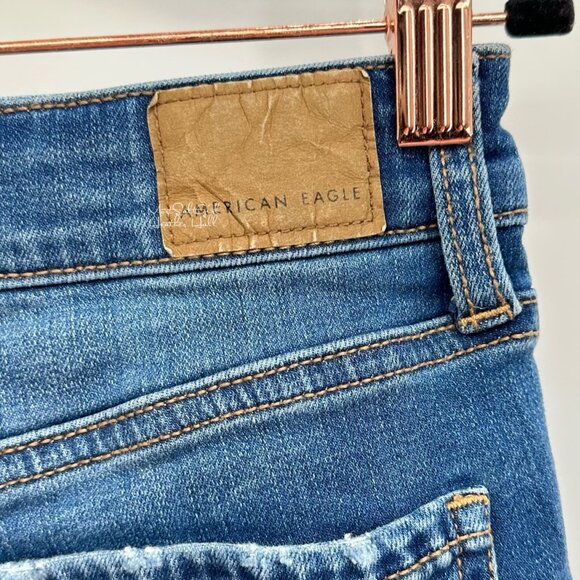 American Eagle Outfitters Super Stretch Button Fly Hi Rise Shortie Jean Shorts - Picture 3 of 6